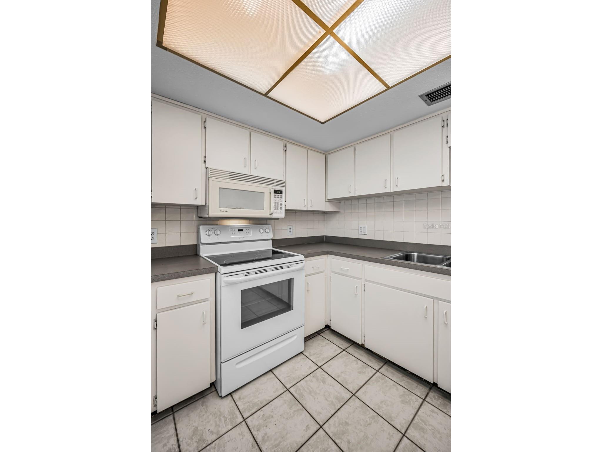 820 Patricia Avenue #109 Dunedin FL 34698 TB8509334 image16