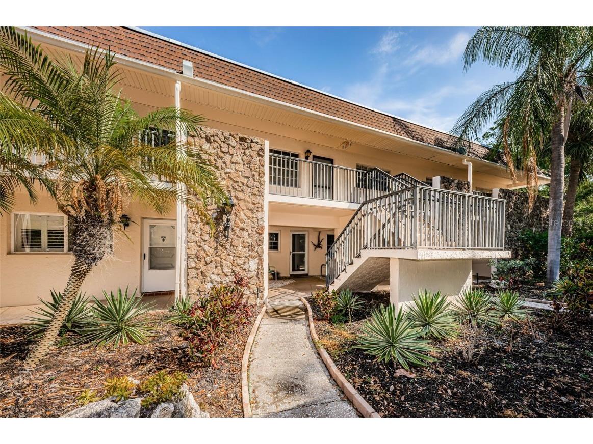820 Patricia Avenue #208 Dunedin FL 34698 U8245400 image1