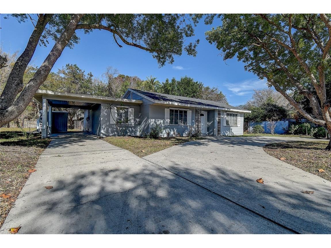 820 Poinsettia Avenue Tarpon Springs FL 34689 U8224423 image1