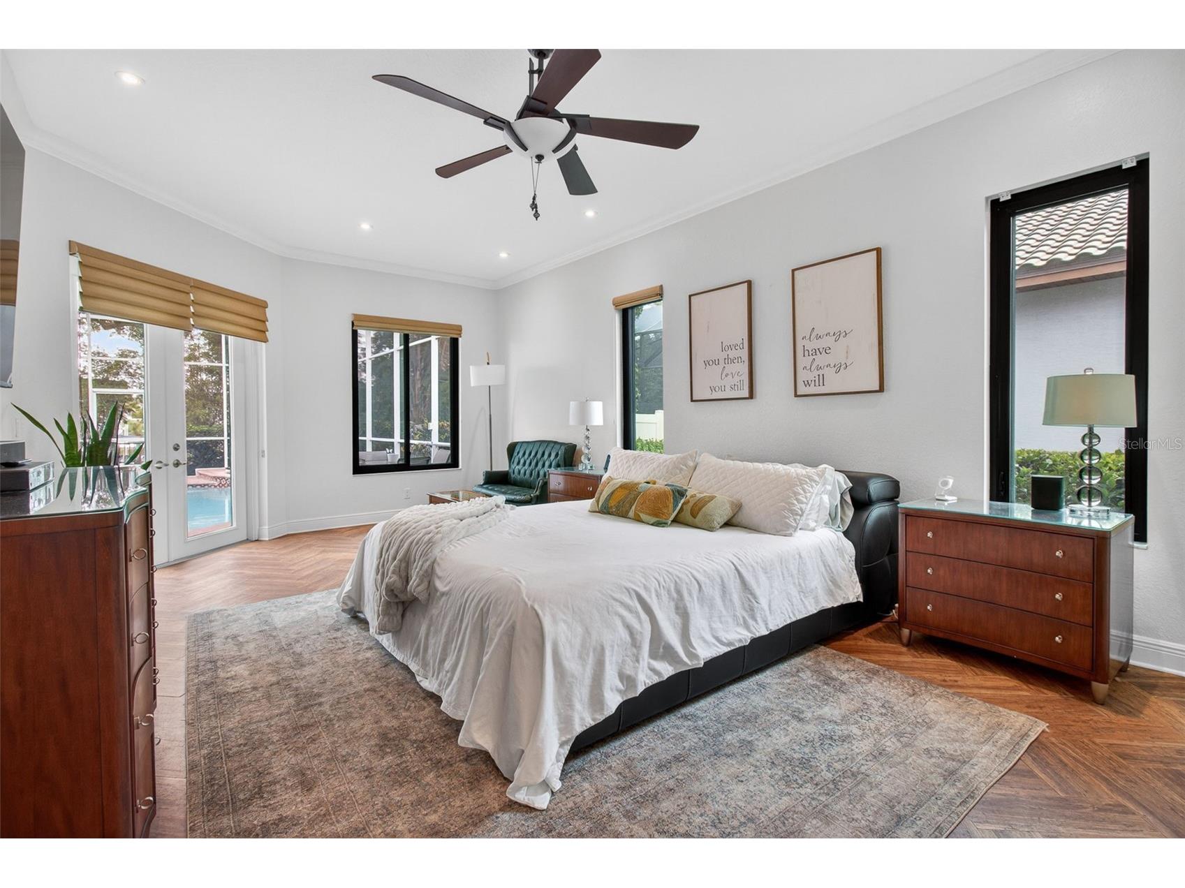 820 Sand Pine Drive NE Saint Petersburg FL 33703 - TAMPA BAY TB8513945 image24