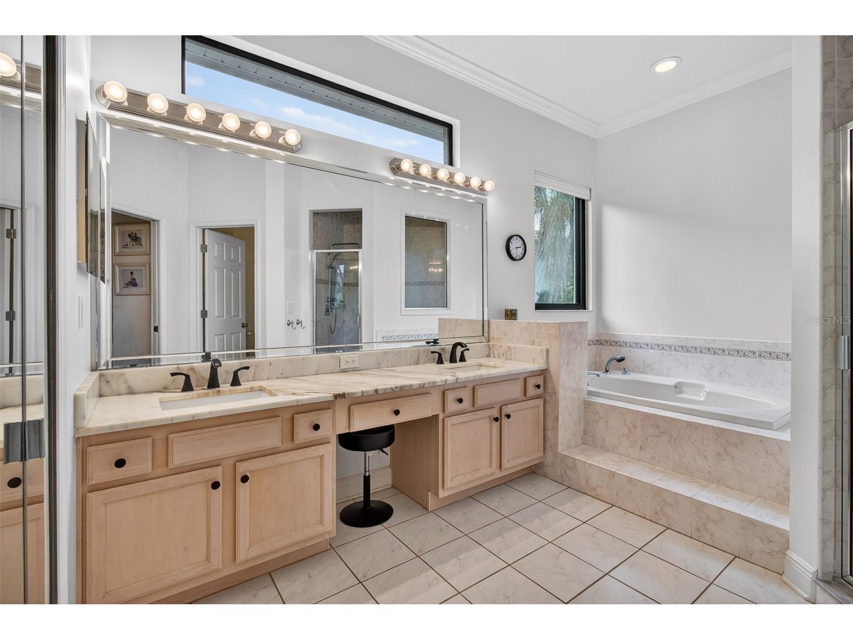 820 Sand Pine Drive NE Saint Petersburg FL 33703 - TAMPA BAY TB8513945 image27