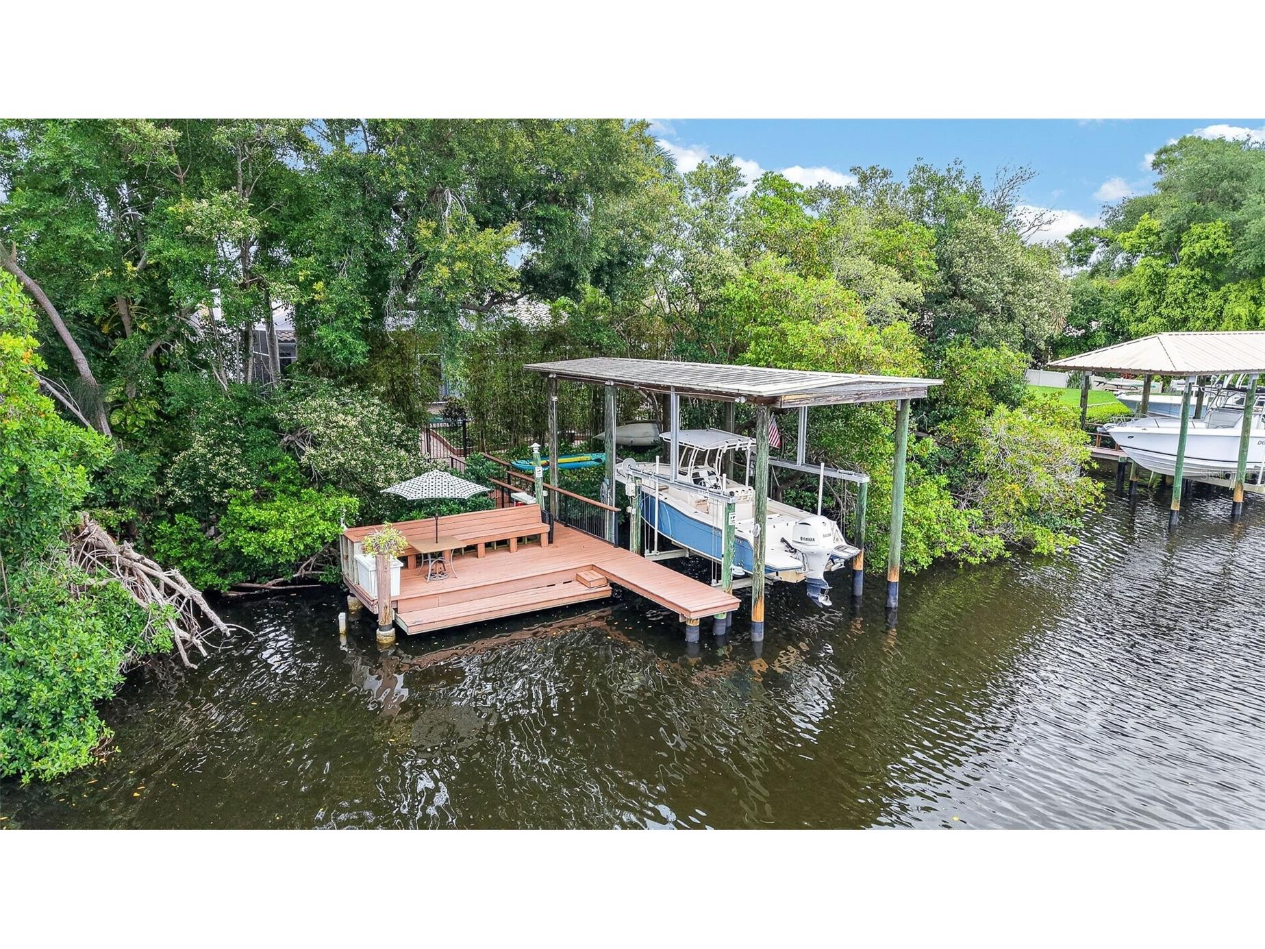 820 Sand Pine Drive NE Saint Petersburg FL 33703 - TAMPA BAY TB8513945 image3