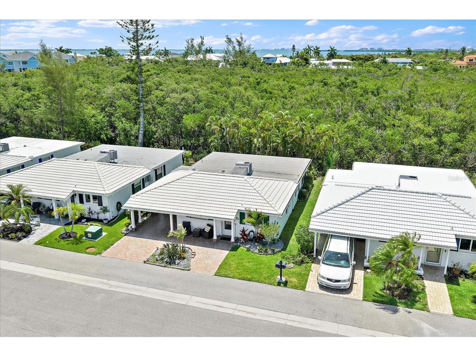 820 Spanish Drive S #. Longboat Key FL 34228 A4695386 image3