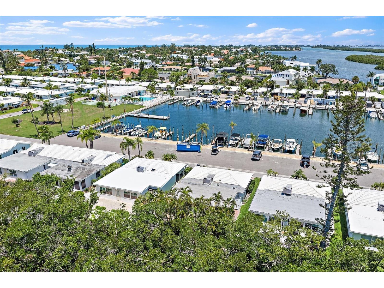 820 Spanish Drive S #. Longboat Key FL 34228 A4695386 image5