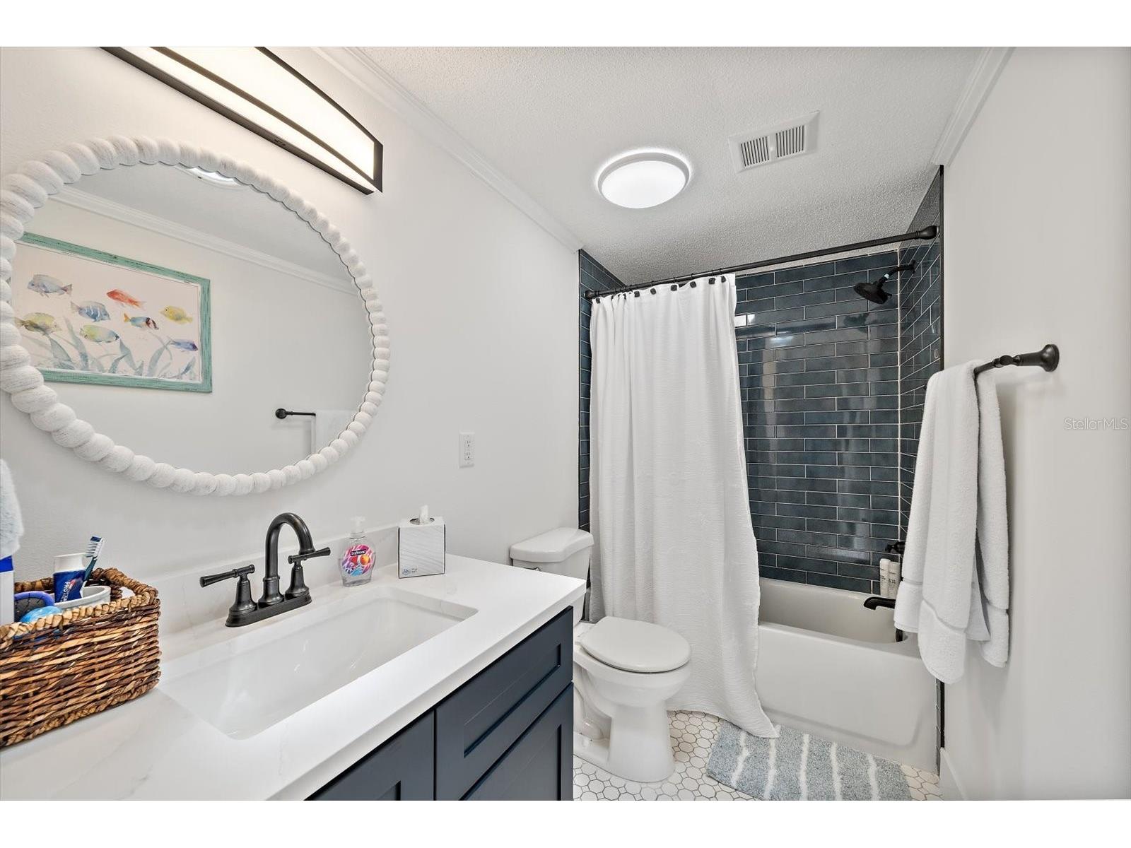 820 Spanish Drive S #. Longboat Key FL 34228 A4695386 image8