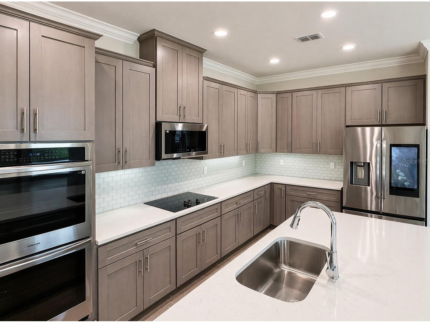 820 Sunshower Drive Lady Lake FL 32159 O6375076 image2
