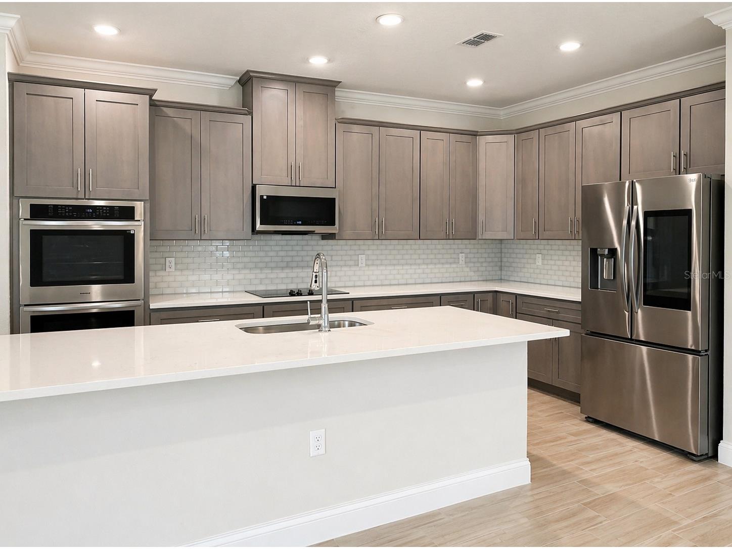 820 Sunshower Drive Lady Lake FL 32159 O6375076 image3