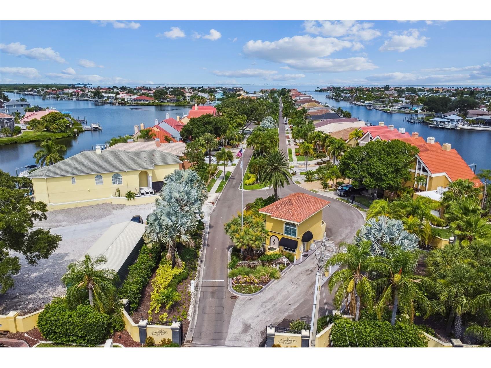 820 Symphony Isles Boulevard Apollo Beach FL 33572 TB8527405 image89
