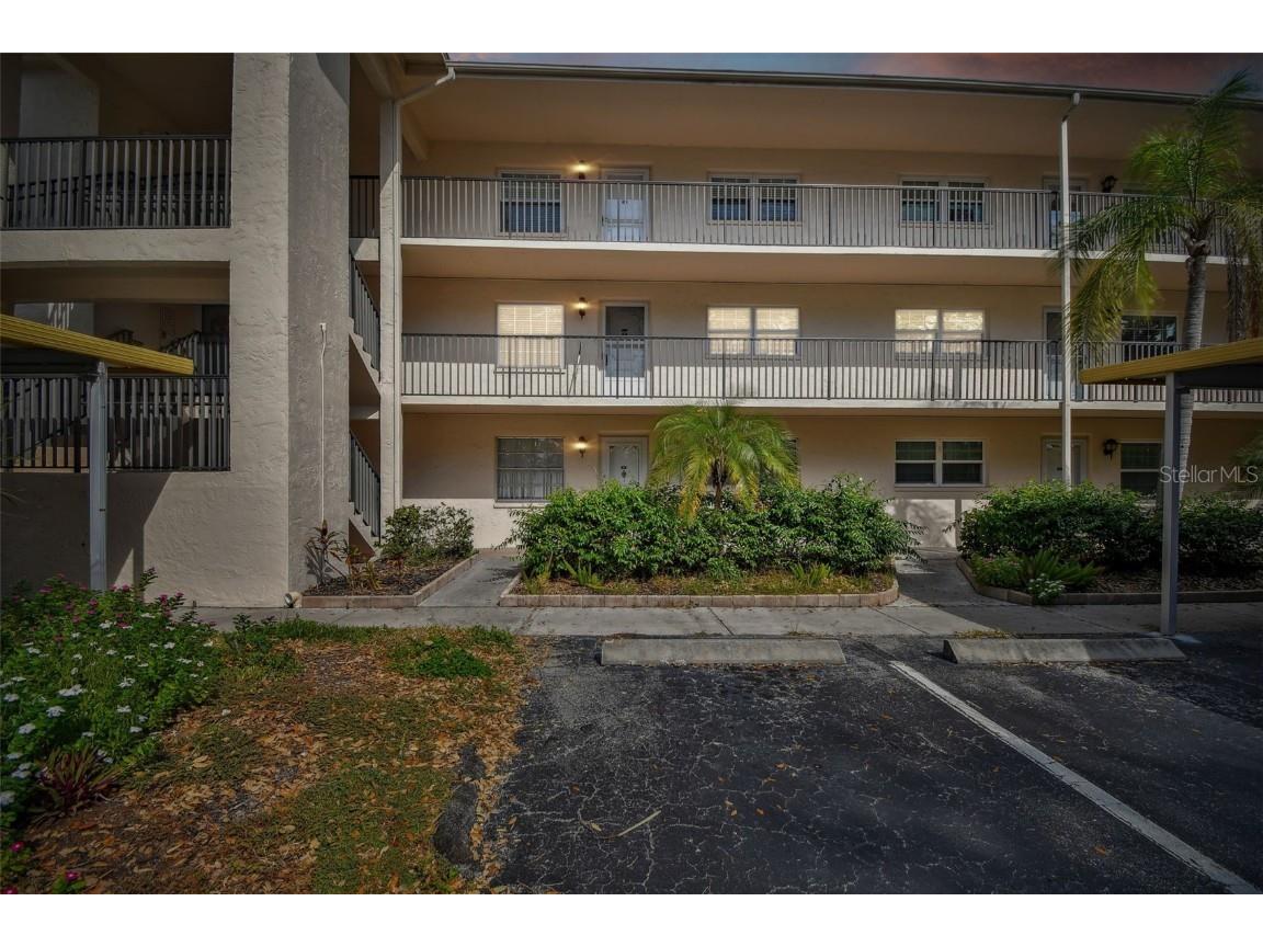 820 Virginia St #202 Dunedin FL 34698 TB8316539 image1