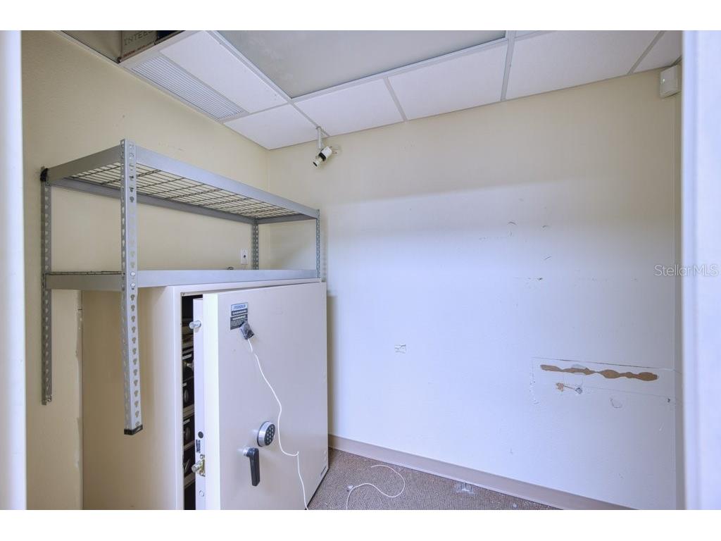 8200 66th Street N #2 Pinellas Park FL 33781 A4687732 image16