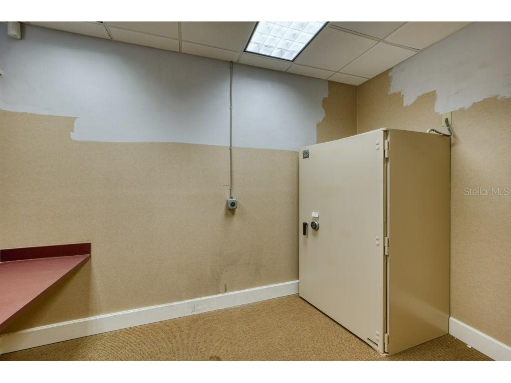 8200 66th Street N #2 Pinellas Park FL 33781 A4687732 image29