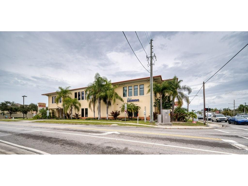 8200 66th Street N #2 Pinellas Park FL 33781 A4687732 image3