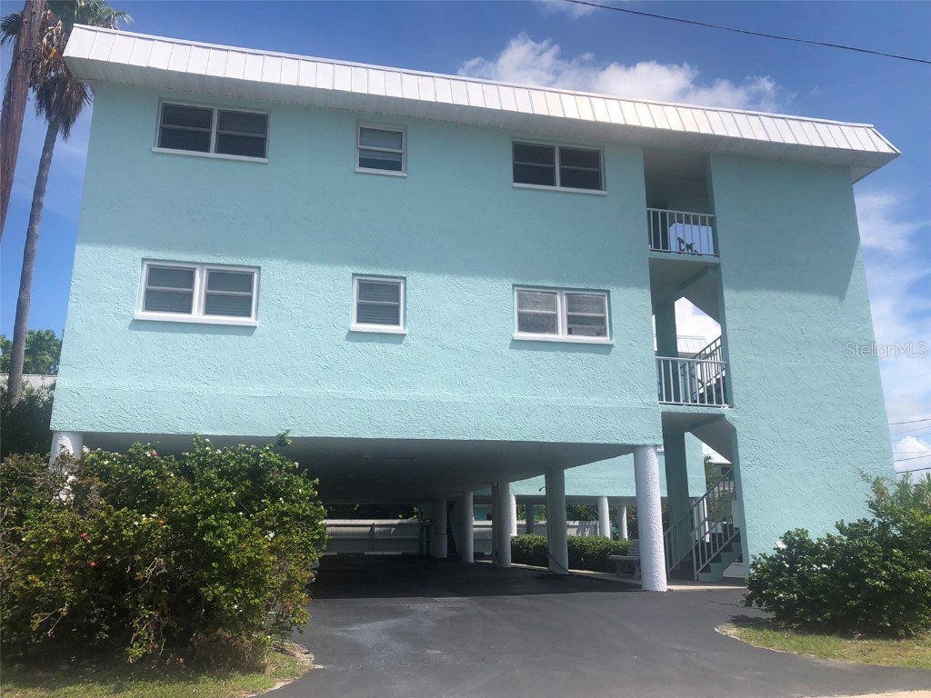 8200 Bayshore Drive #2 Treasure Island FL 33706 U8242447 image1