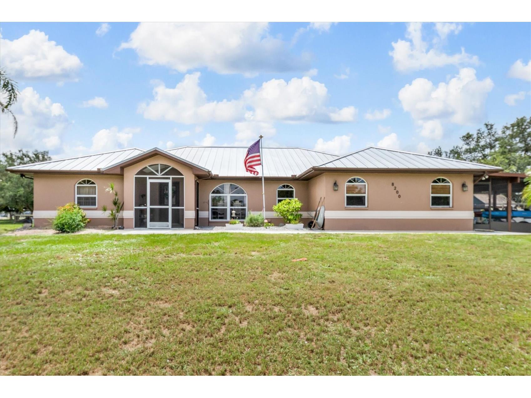 8200 Cleveland Drive Punta Gorda FL 33982 C7527449 image1