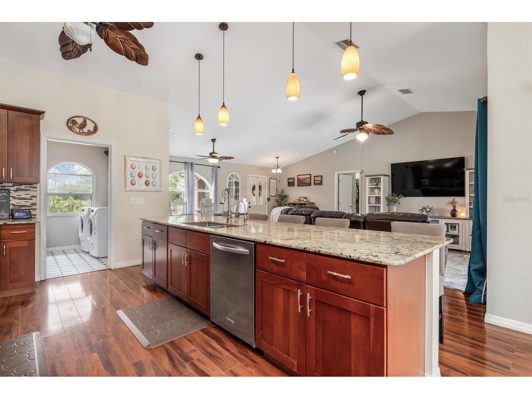 8200 Cleveland Drive Punta Gorda FL 33982 C7527449 image18