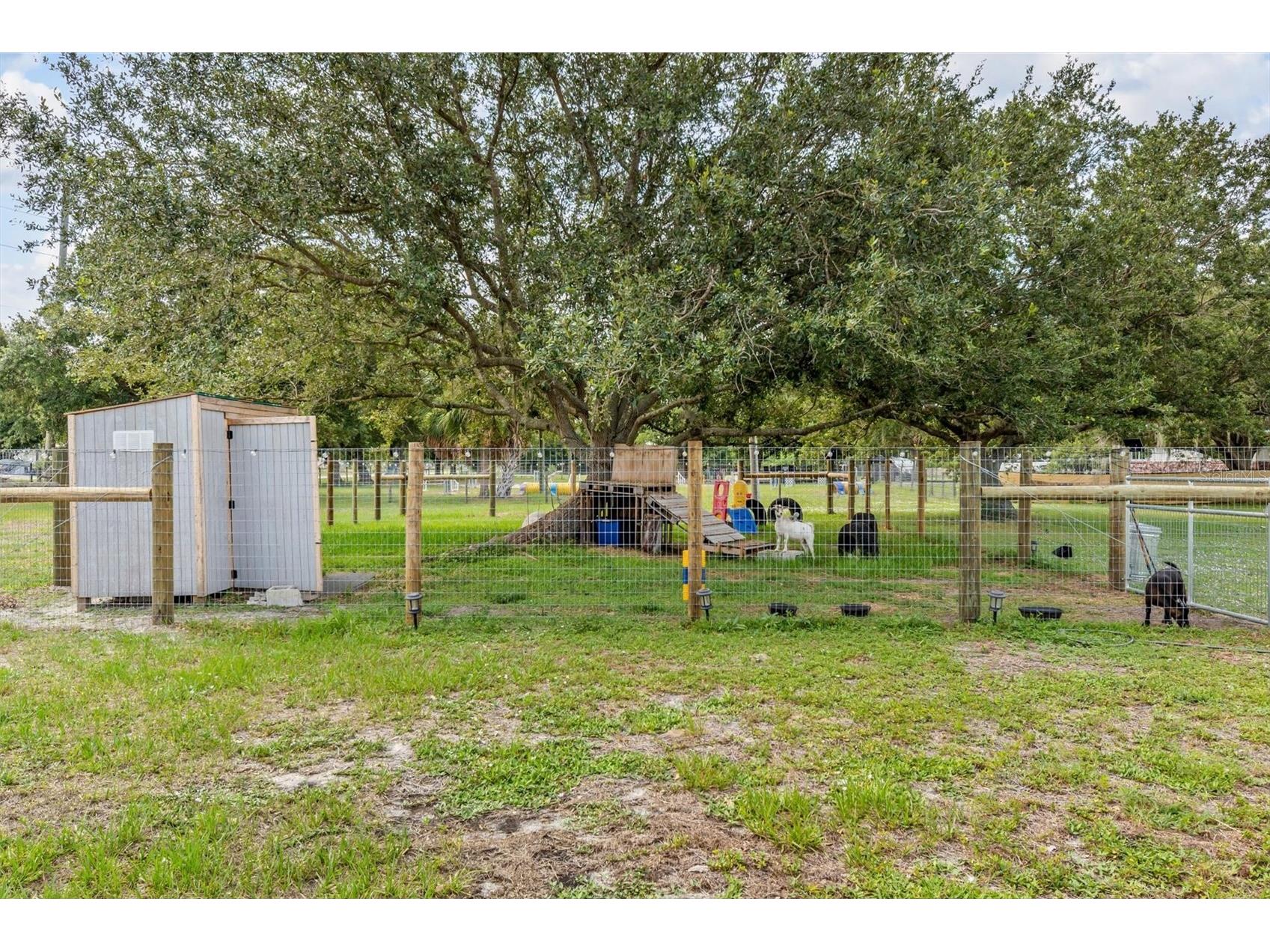 8200 Cleveland Drive Punta Gorda FL 33982 C7527449 image60