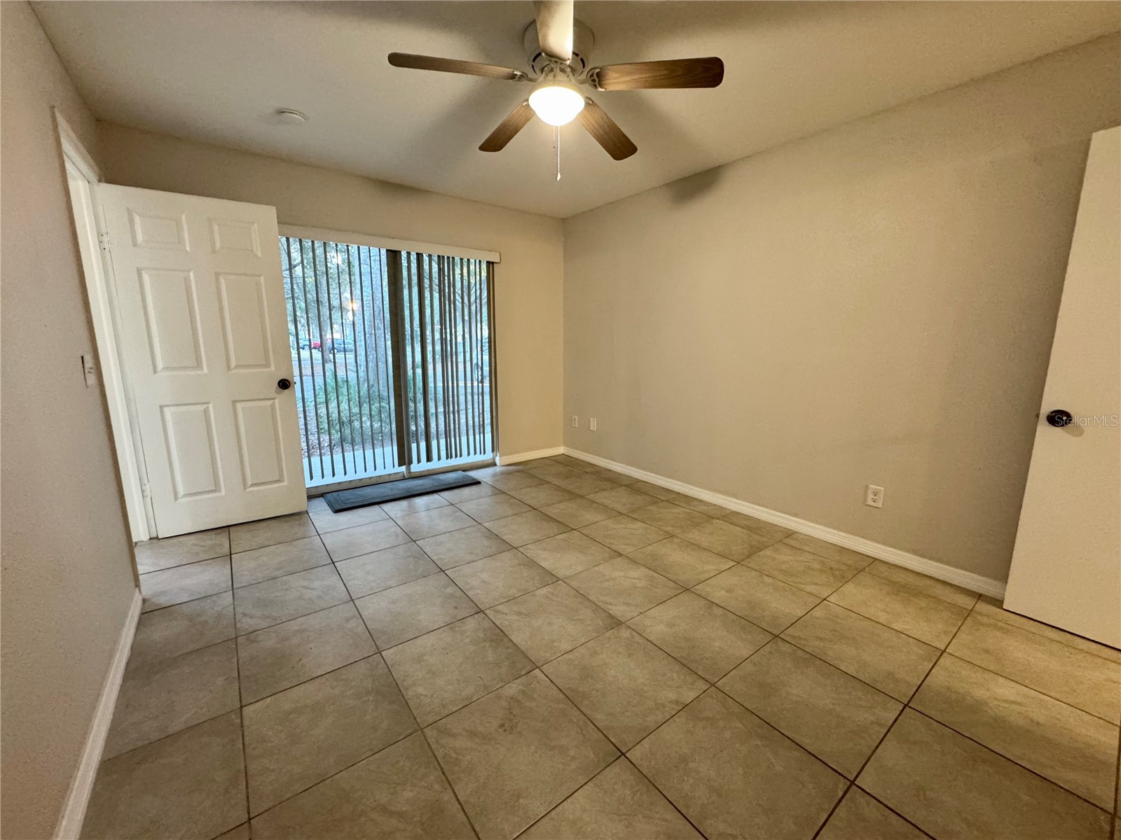 8200 Fairways Circle #B102 Ocala FL 34472 OM708959 image23