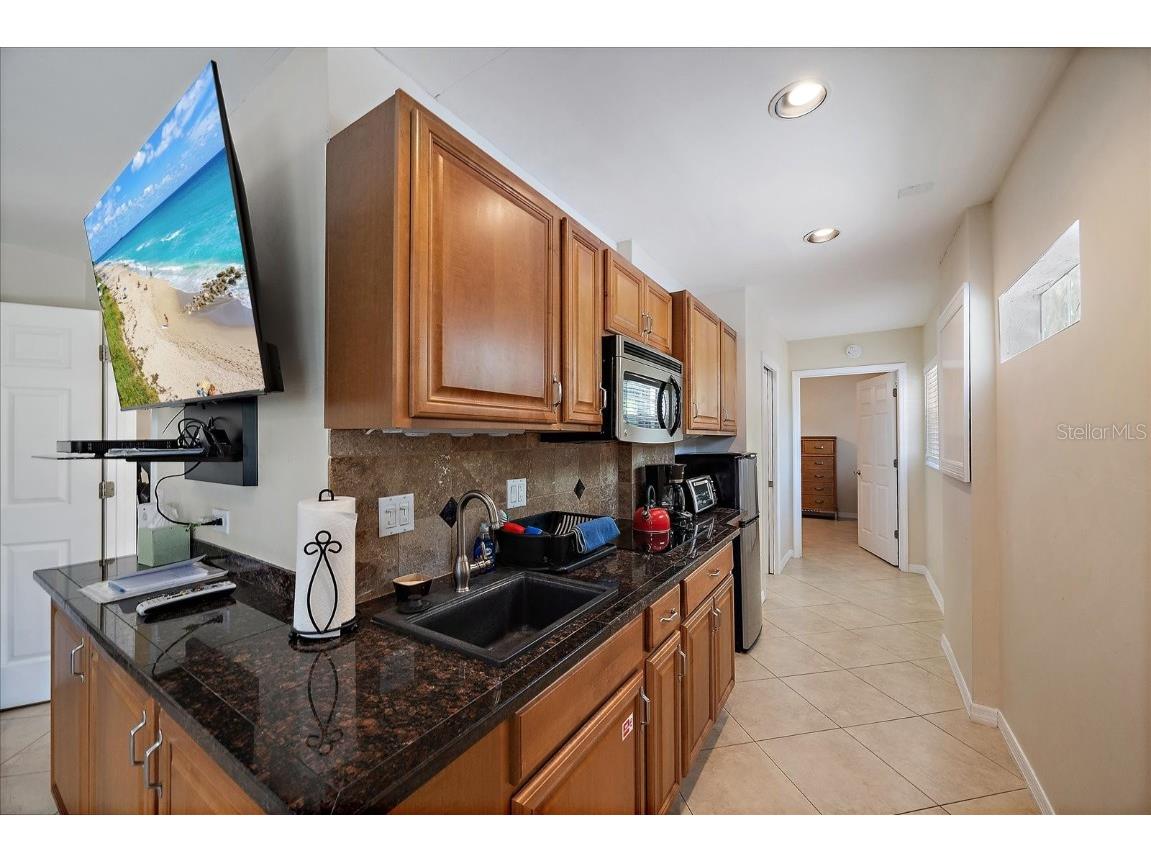 8200 Ibis Street Sarasota FL 34241 A4647243 image48