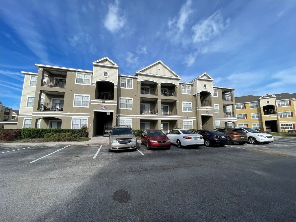 8201 Claire Ann Drive #102 Orlando FL 32825 O6167497 image1