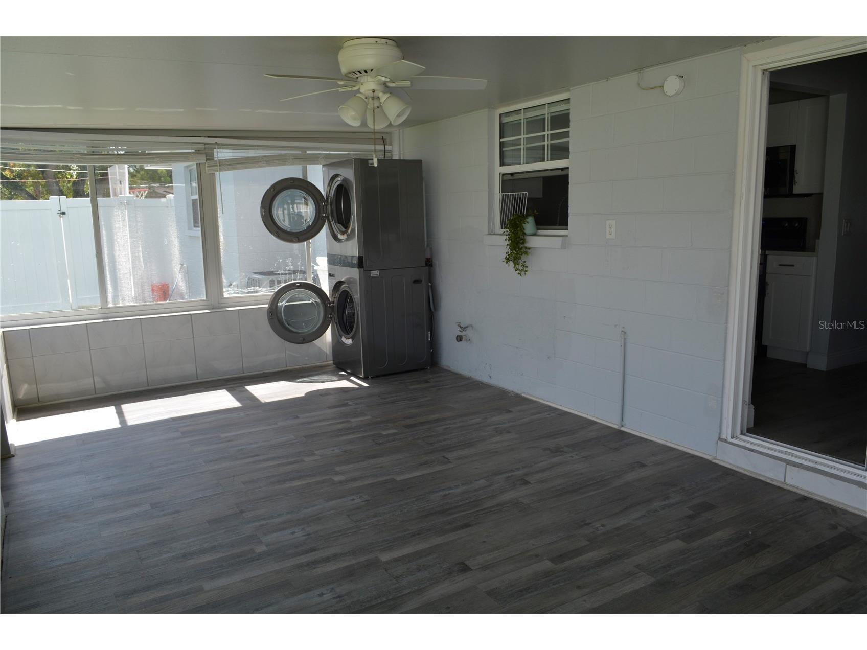 8201 Donaldson Drive Tampa FL 33615 TB8512467 image14