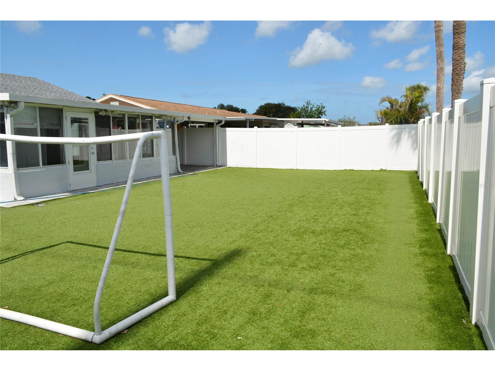 8201 Donaldson Drive Tampa FL 33615 TB8512467 image15