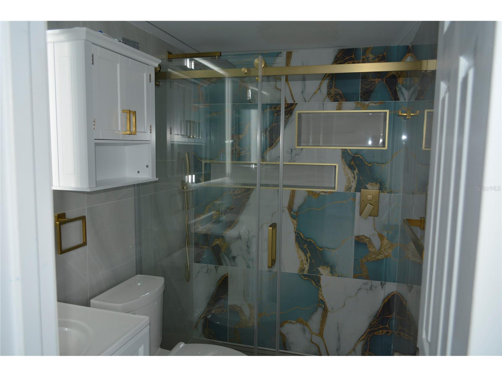8201 Donaldson Drive Tampa FL 33615 TB8512467 image28