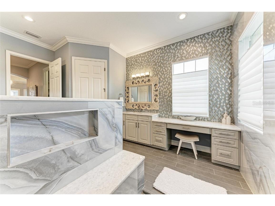 8201 Heritage Grand Place Bradenton FL 34212 A4666982 image38