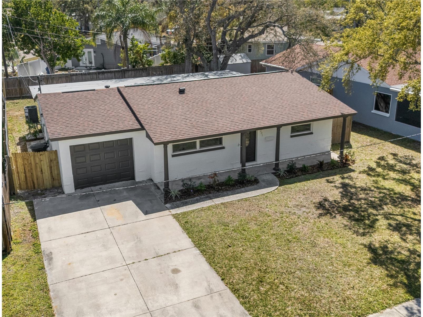 8201 Riverside Drive NE Saint Petersburg FL 33702 TB8491238 image1