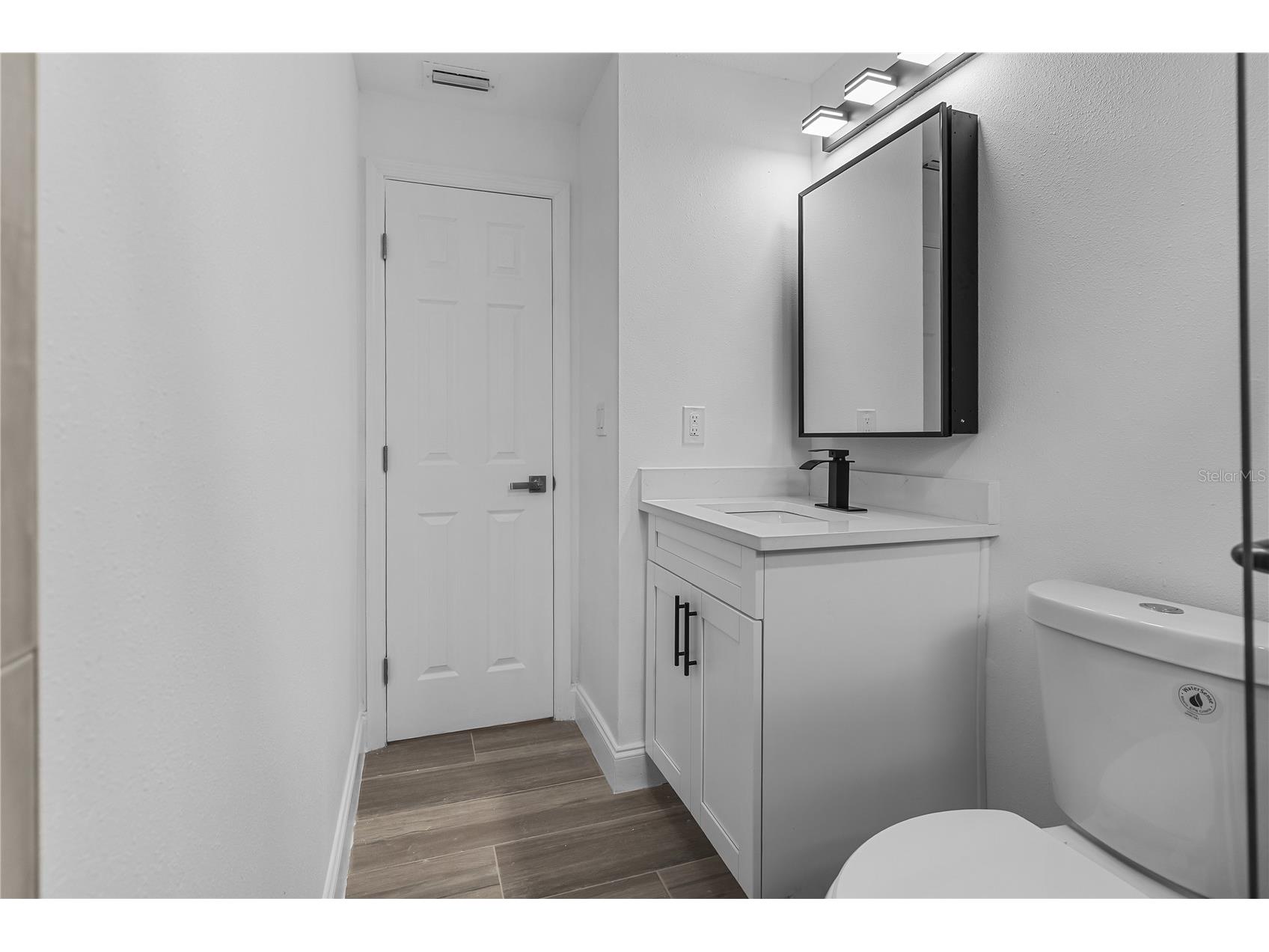8201 Riverside Drive NE Saint Petersburg FL 33702 TB8491238 image12