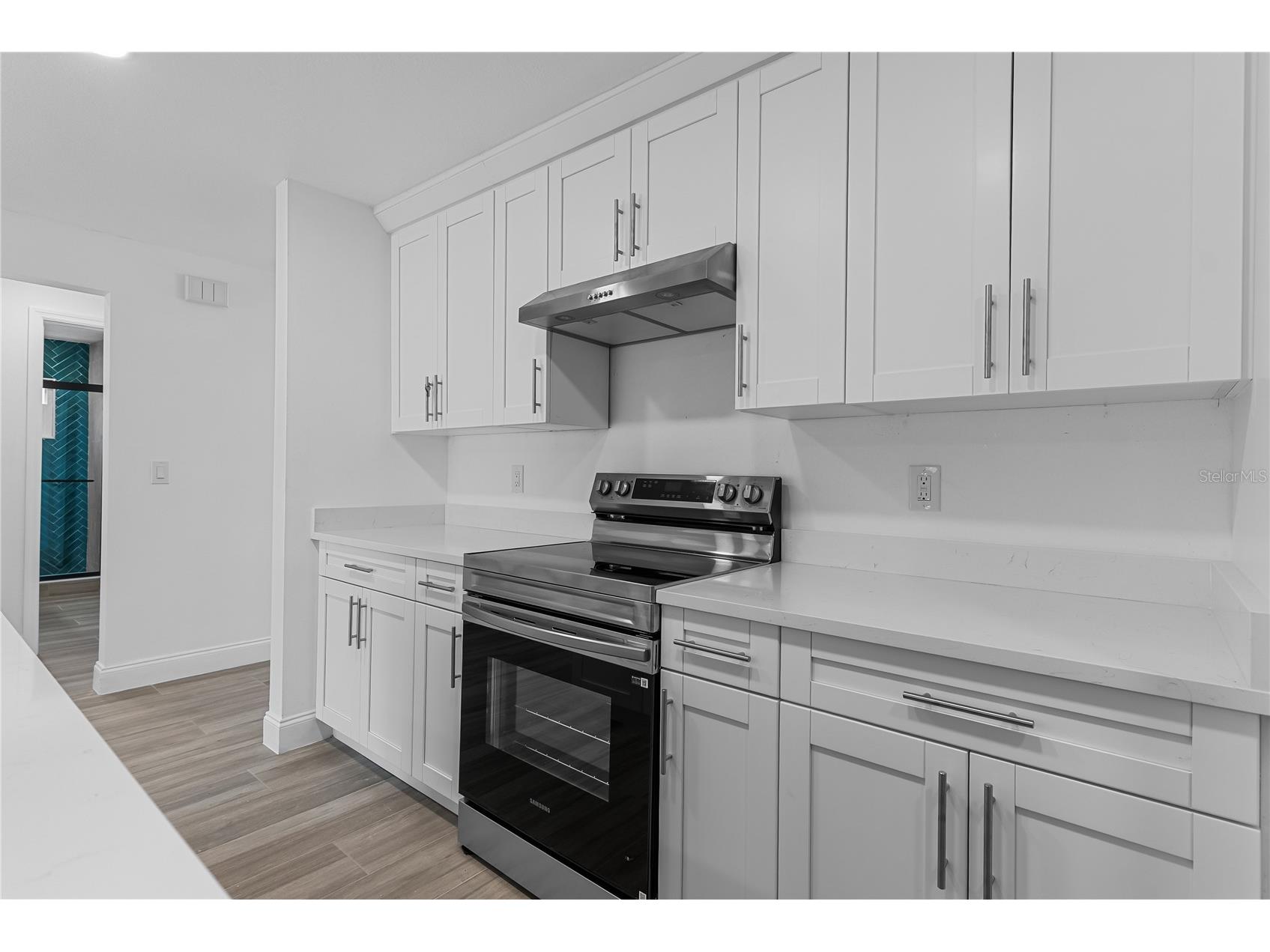 8201 Riverside Drive NE Saint Petersburg FL 33702 TB8491238 image8