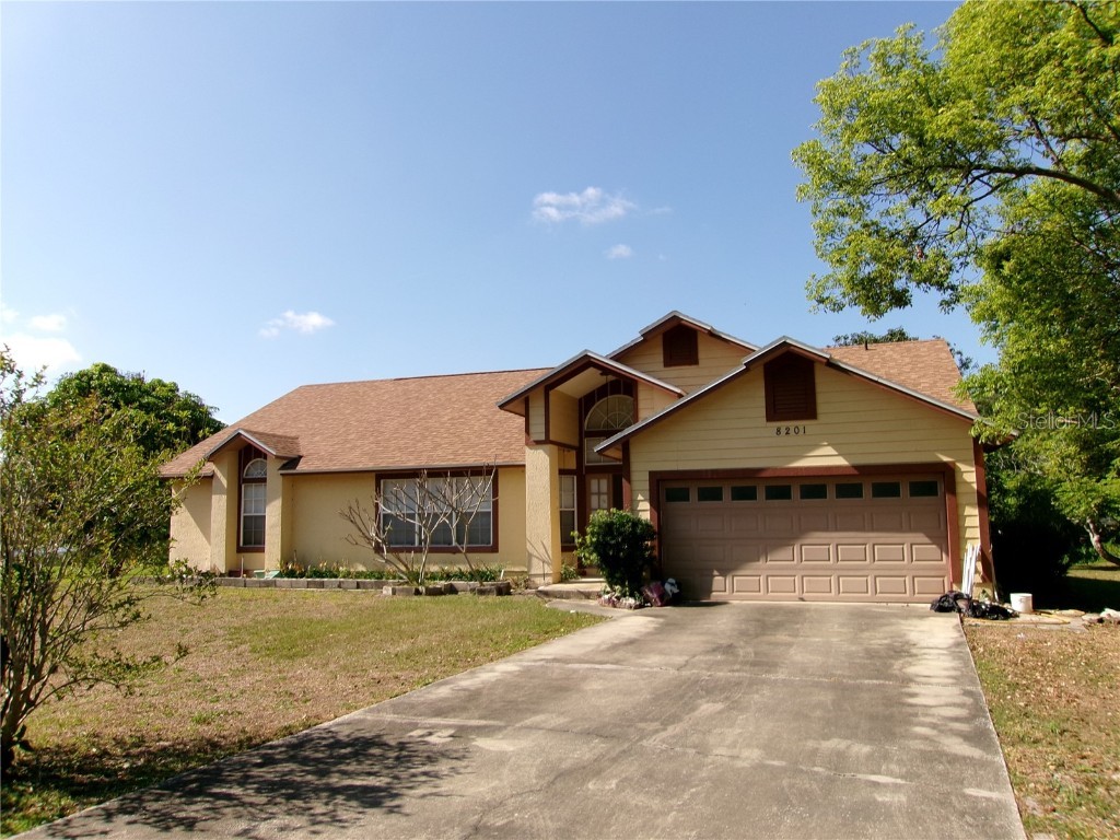 8201 Shay Lynn Court Orlando FL 32810 - LAKE GANDY O6101386 image1