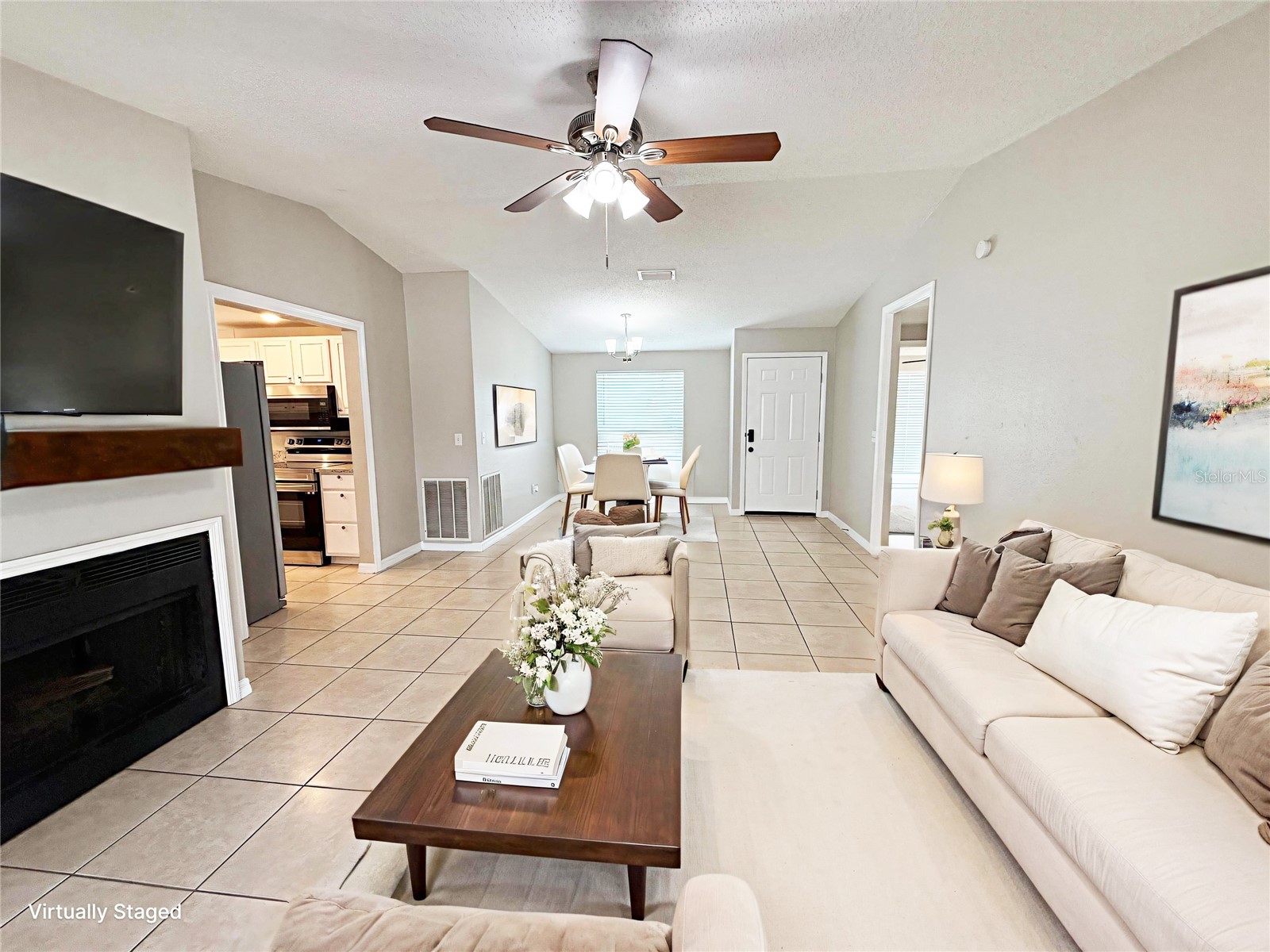 8202 Almond Place Tampa FL 33615 TB8479994 image2