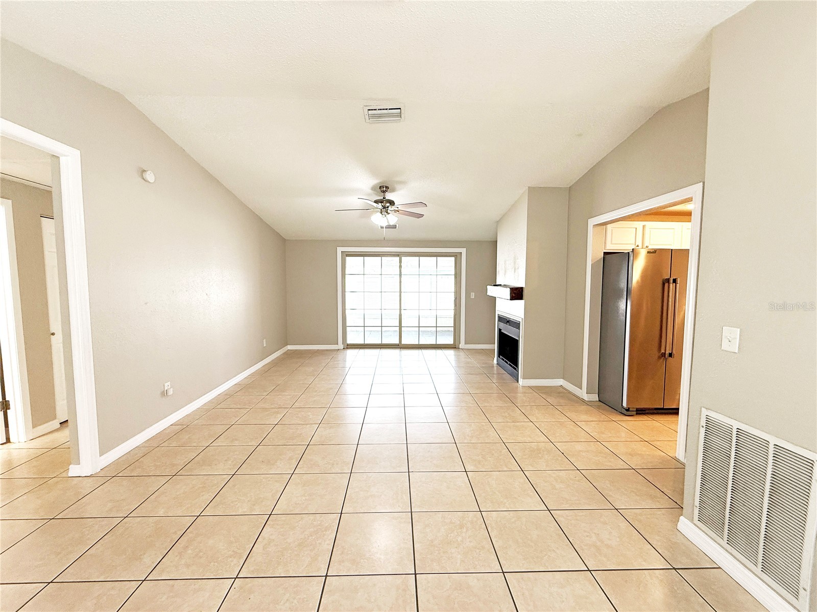8202 Almond Place Tampa FL 33615 TB8479994 image3