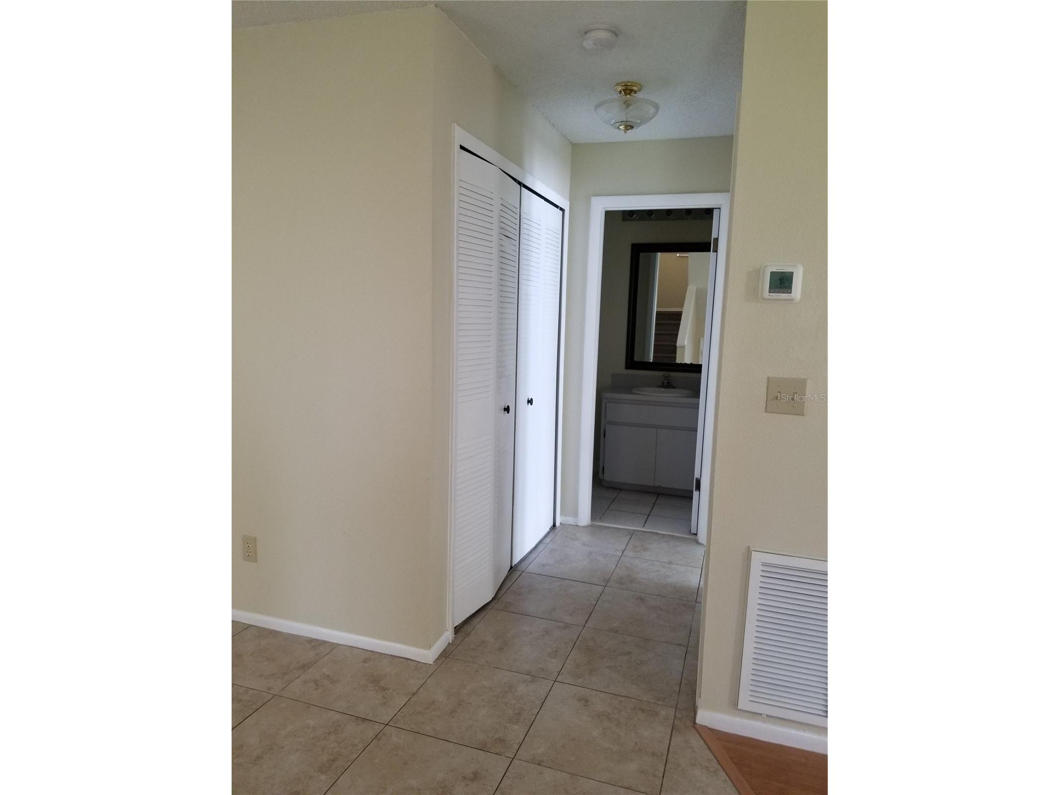 8202 Broward Place Temple Terrace FL 33637 TB8489407 image12