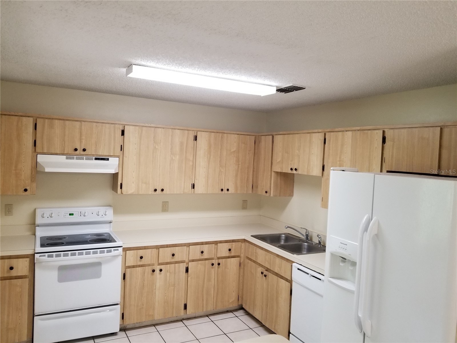 8202 Broward Place Temple Terrace FL 33637 TB8489407 image20