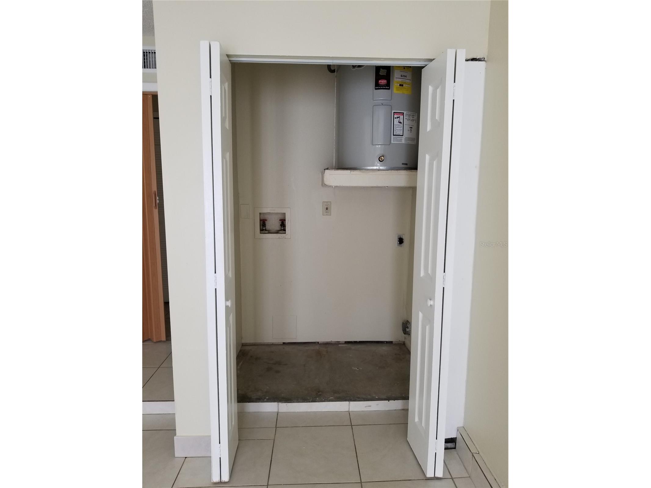 8202 Broward Place Temple Terrace FL 33637 TB8489407 image5