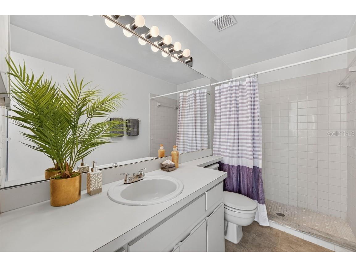 8202 Natchez Street Tampa FL 33637 TB8421489 image13