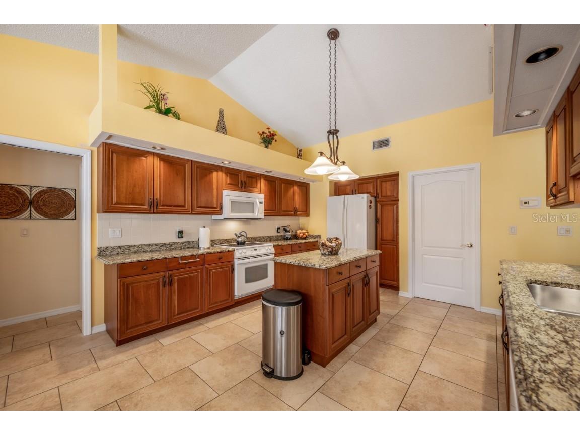 8202 Shadow Pine Way Sarasota FL 34238 O6305019 image16