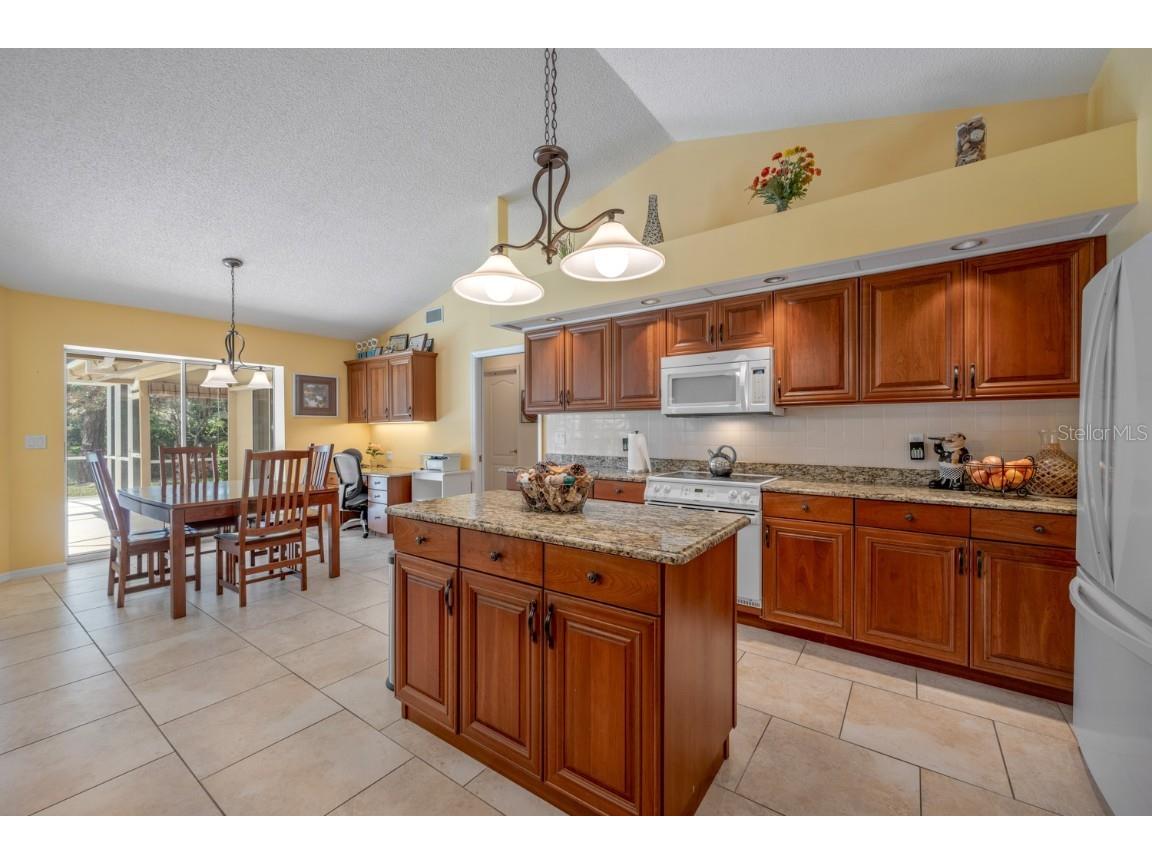 8202 Shadow Pine Way Sarasota FL 34238 O6305019 image17