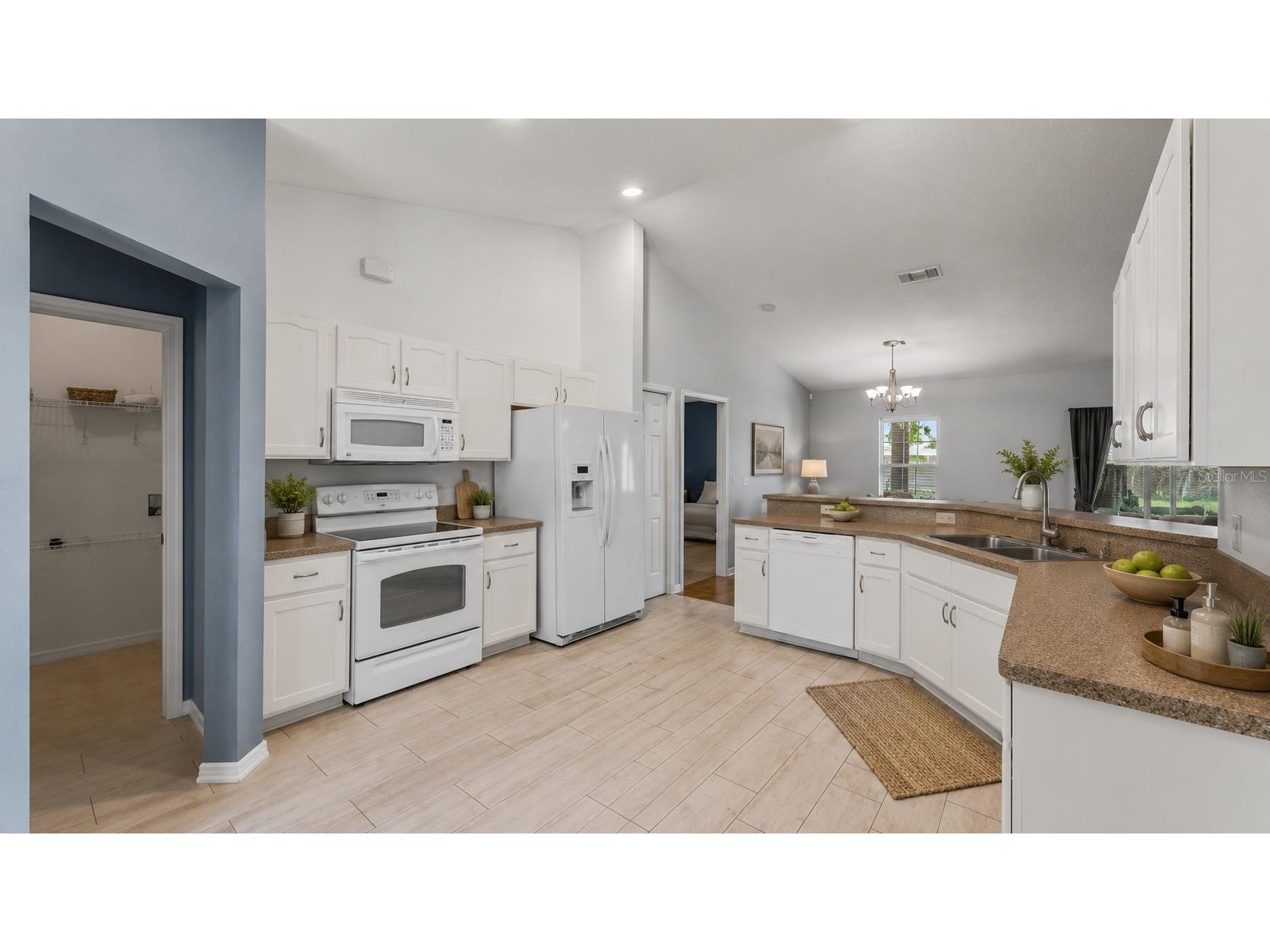 8202 Westmont Terrace Drive Lakeland FL 33810 L4962578 image47