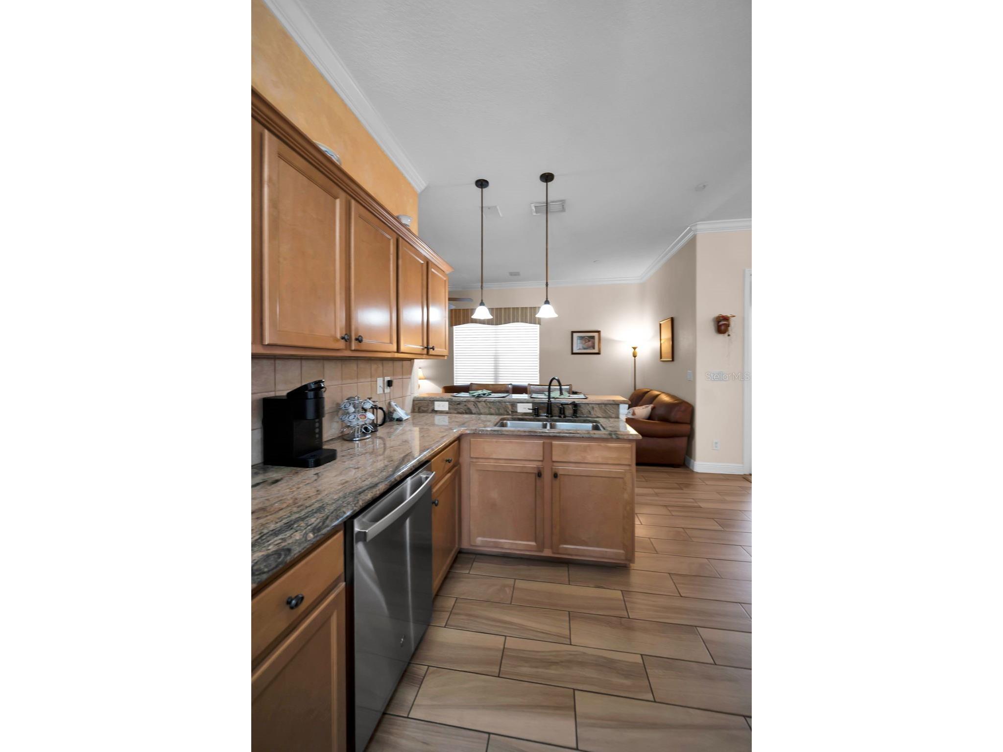 8202 Wild Oaks Circle Largo FL 33773 TB8504580 image19