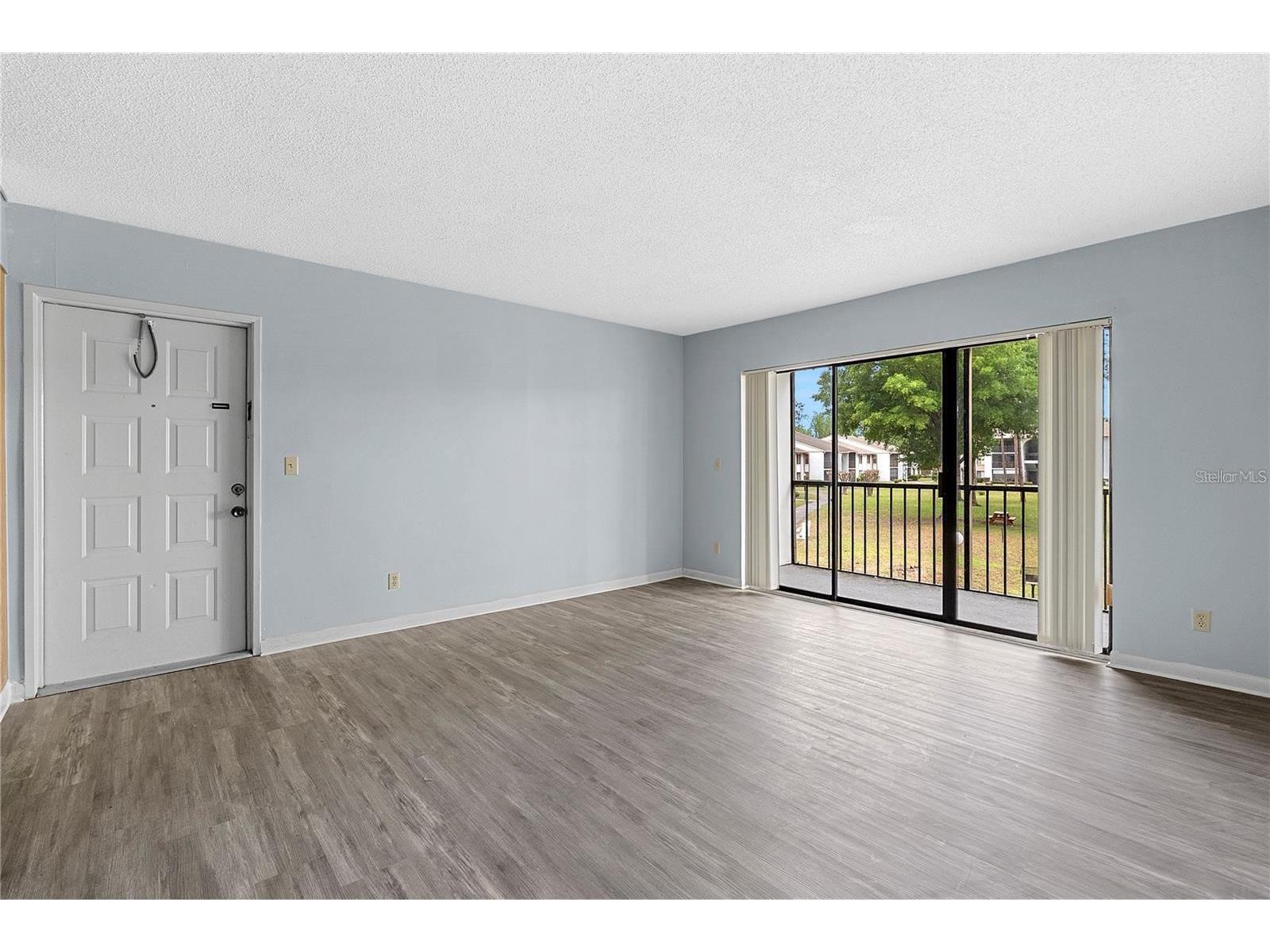 8203 Sun Spring Circle #62 Orlando FL 32825 O6410440 image3