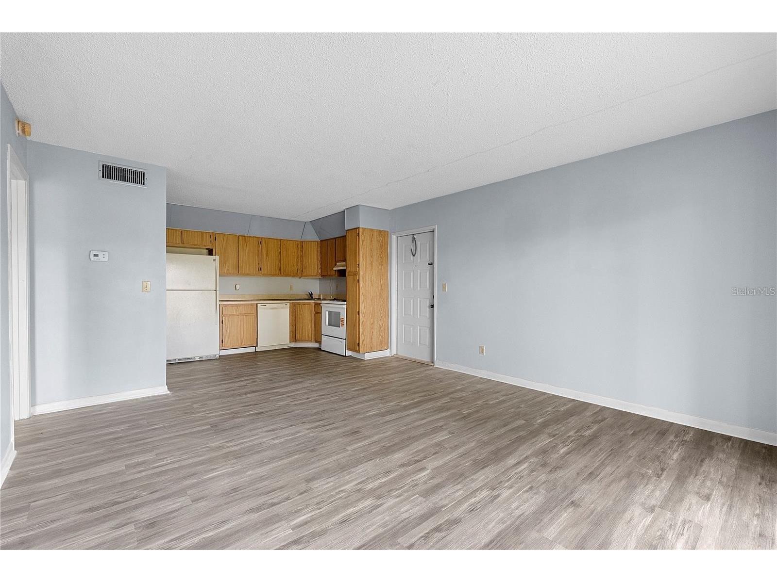 8203 Sun Spring Circle #62 Orlando FL 32825 O6410440 image4