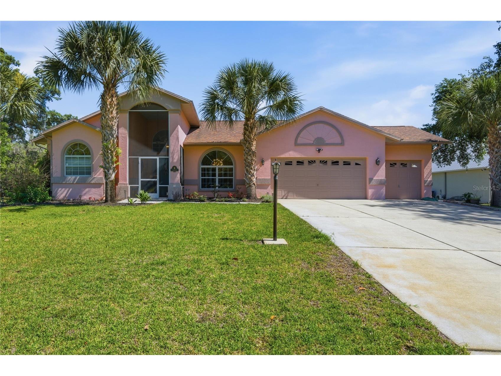 8204 E Fairway Loop Inverness FL 34450 TB8506532 image1