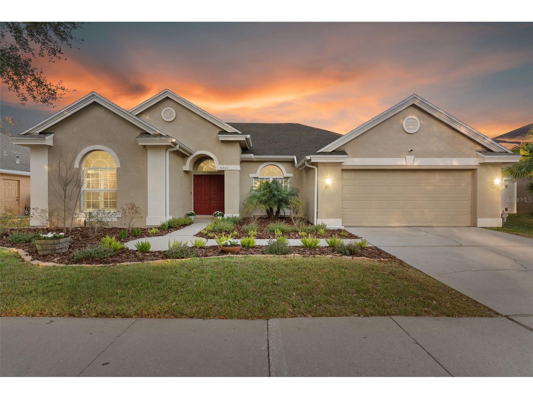 8204 Ginger Pine Way Tampa FL 33647 TB8474439 image1