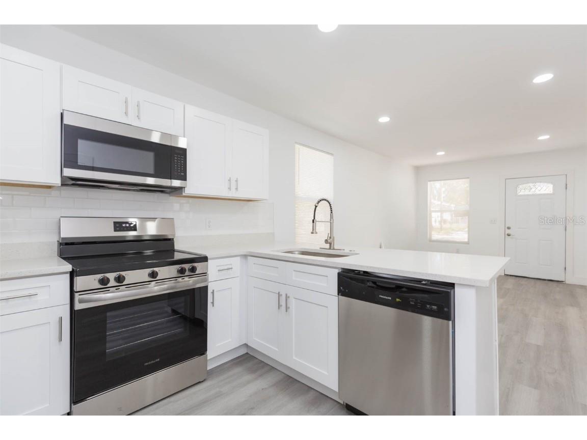 8204 N 10th Tampa FL 33604 TB8443154 image13