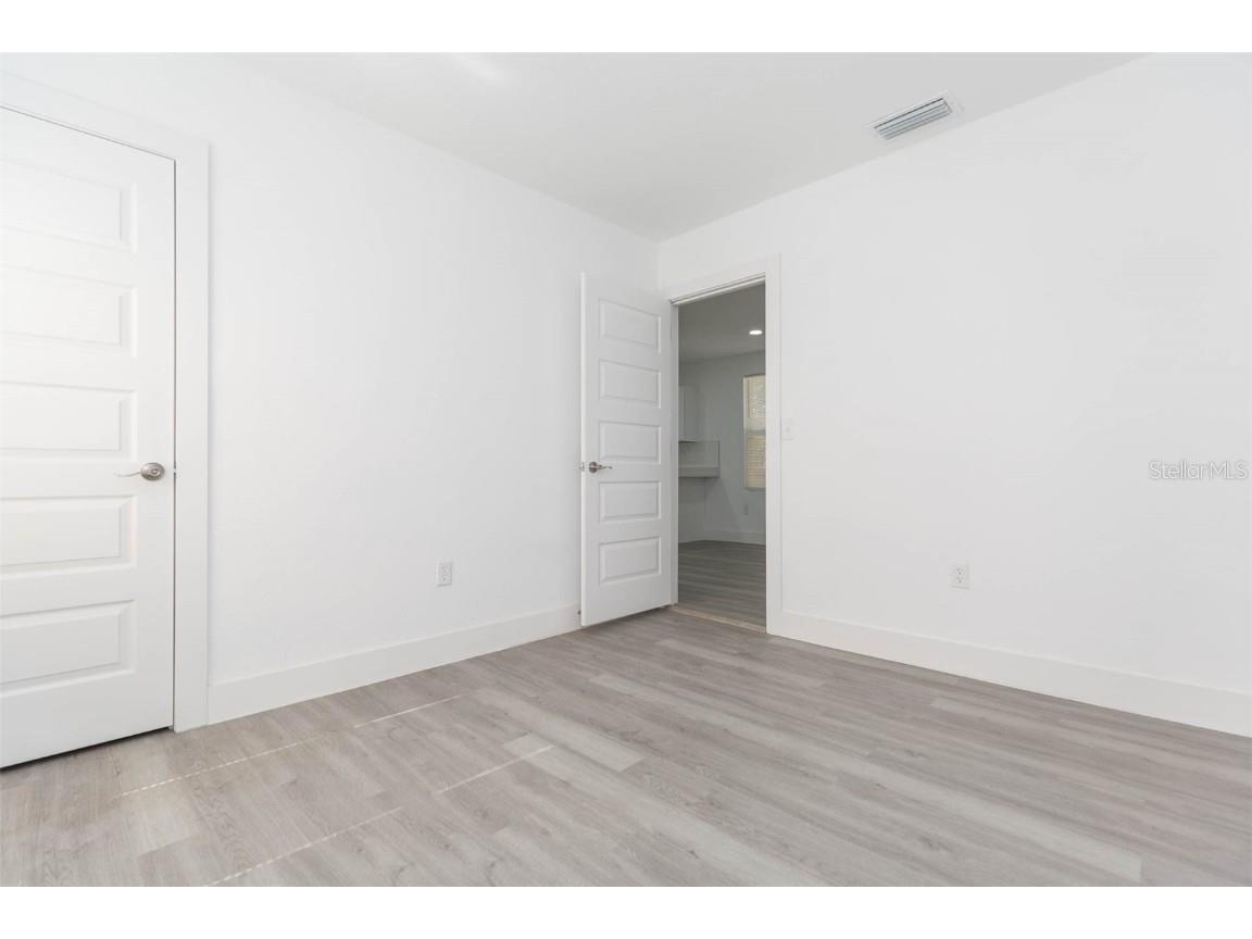 8204 N 10th Tampa FL 33604 TB8443154 image19