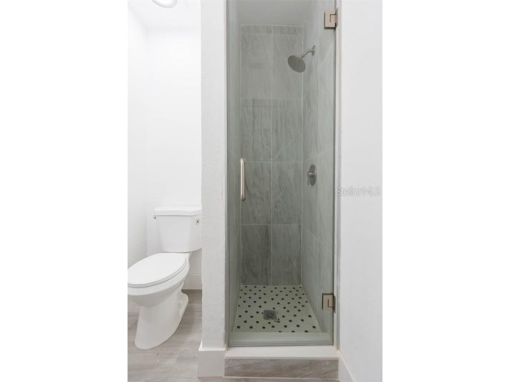 8204 N 10th Tampa FL 33604 TB8443154 image22