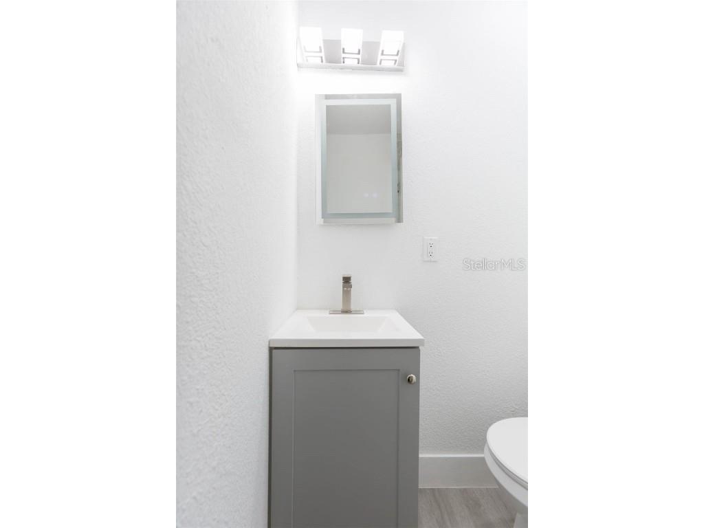 8204 N 10th Tampa FL 33604 TB8443154 image23