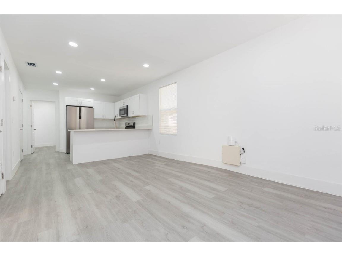 8204 N 10th Tampa FL 33604 TB8443154 image4